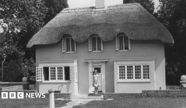 Princess Elizabeth stood outside Y Bwthyn Bach in Royal Lodge, Windsor
