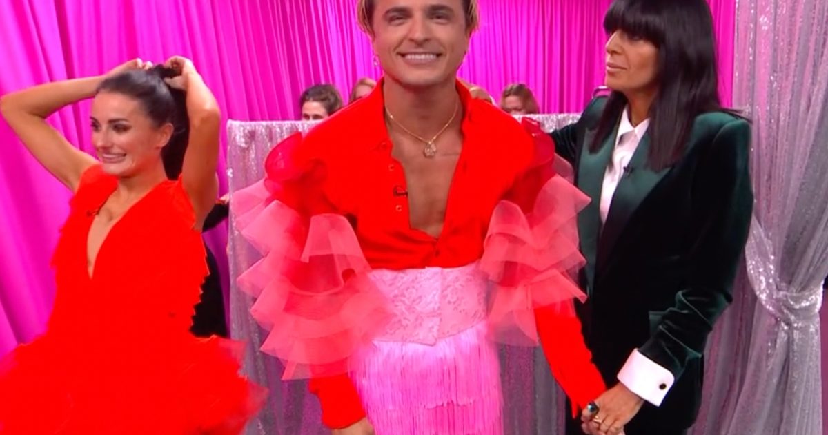 Strictly fans call for "chaotic" format twist to be regular feature