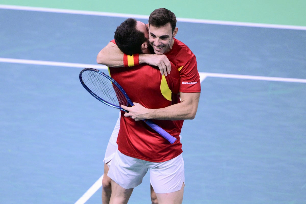 Spain survive without Carlos Alcaraz to progress to Davis Cup semi-finals