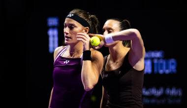 Babos, Stefani run continues; Kudermetova, Mertens save match point to set WTA Final