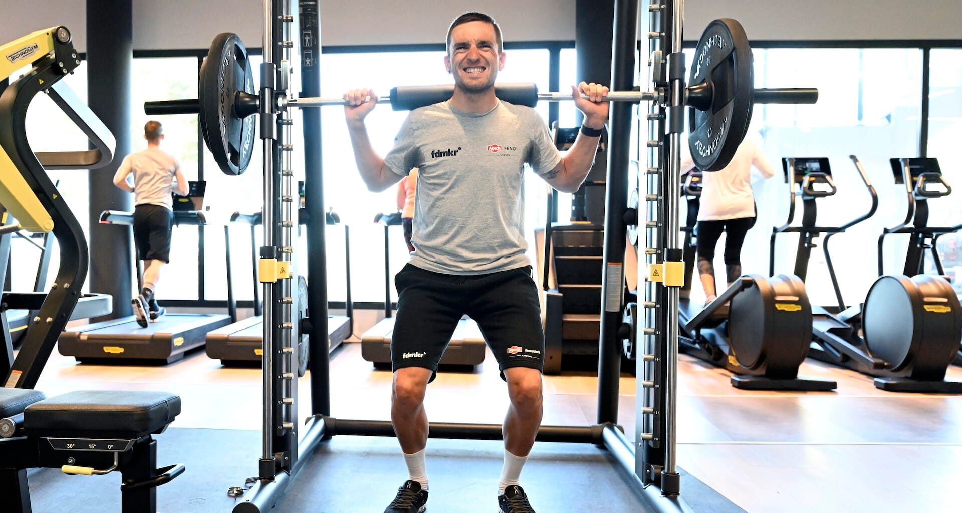 What 600 pro cyclists can teach us about strength training