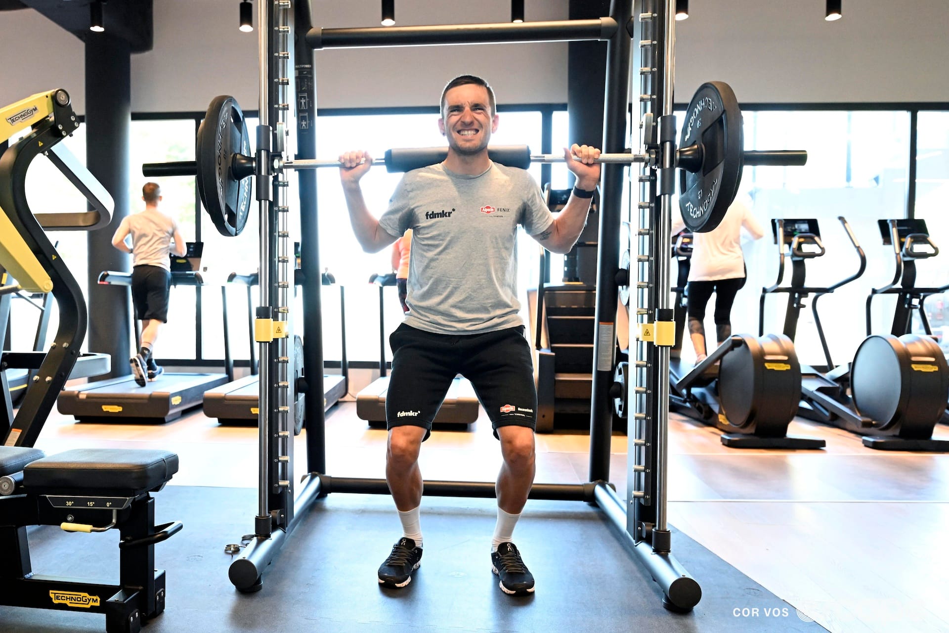 What 600 pro cyclists can teach us about strength training