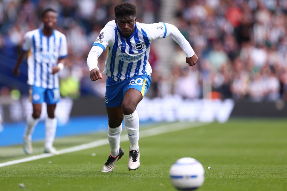 BRIGHTON, ENGLAND - MAY 4: Carlos Baleba of Brighton & Hove Albion during the Premier League match between Brighton & Hove Albion FC and Newcastle United FC at Amex Stadium on May 4, 2025 in Brighton, England. (Photo by Shaun Brooks - CameraSport via Getty Images)
