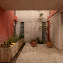 © Cesar Belio Alicia House / ALTOVA - Interior Photography, Brick, Concrete, Courtyard