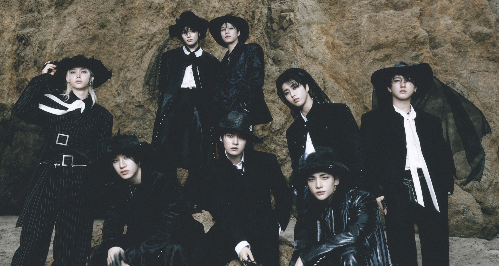 Stray Kids To Dethrone Taylor Swift at #1 - Hits Daily Double