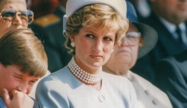 Princess Diana wears a light blue suit on May 7, 1995