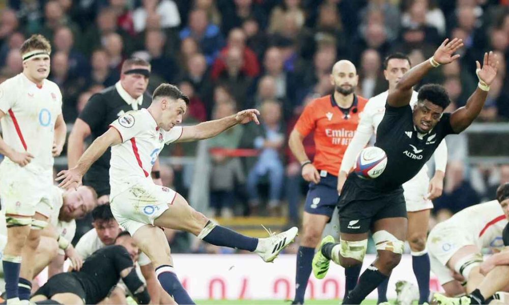 George Ford drops a goal for England