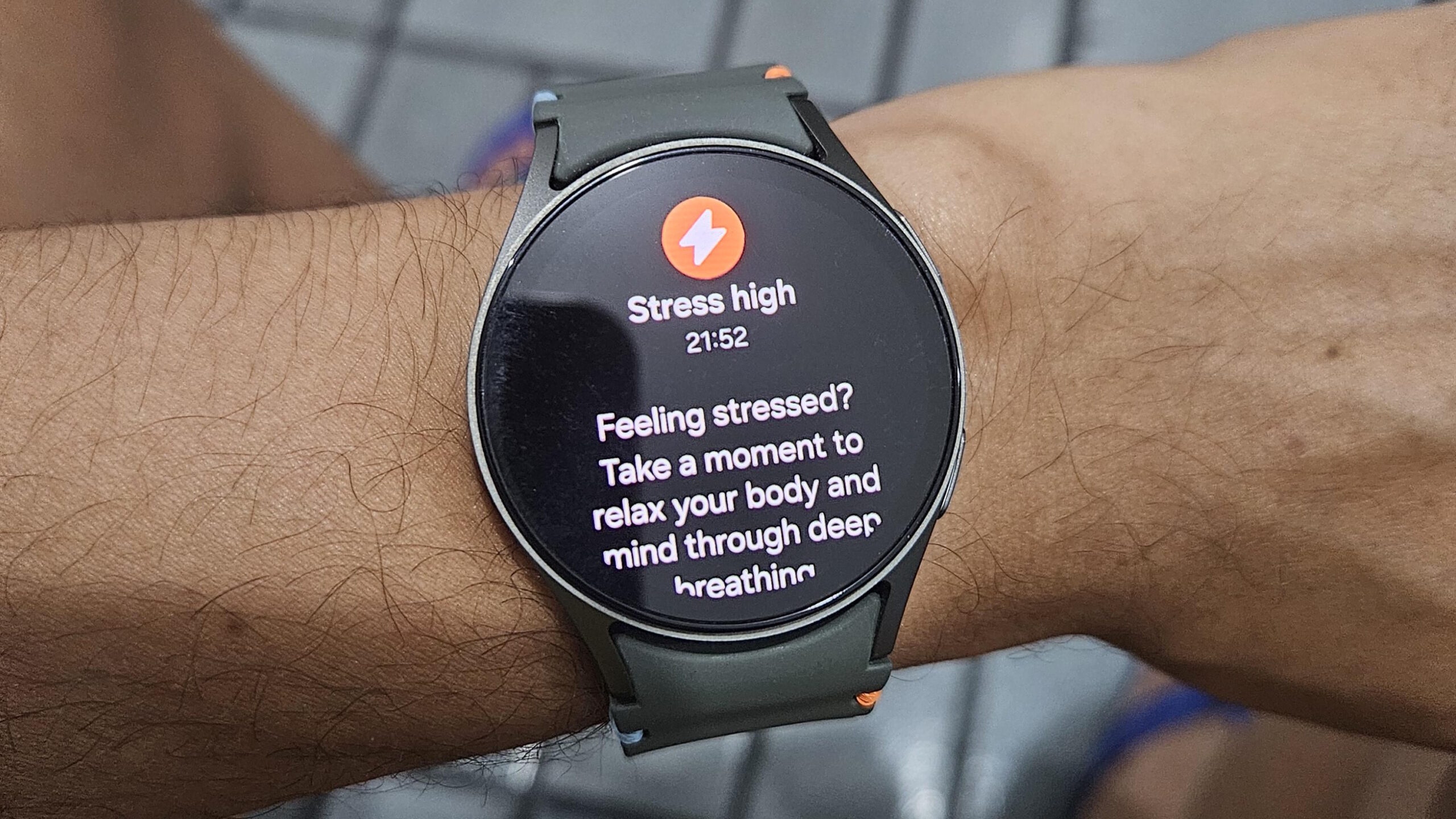 Galaxy Watch 7 High stress warning notification