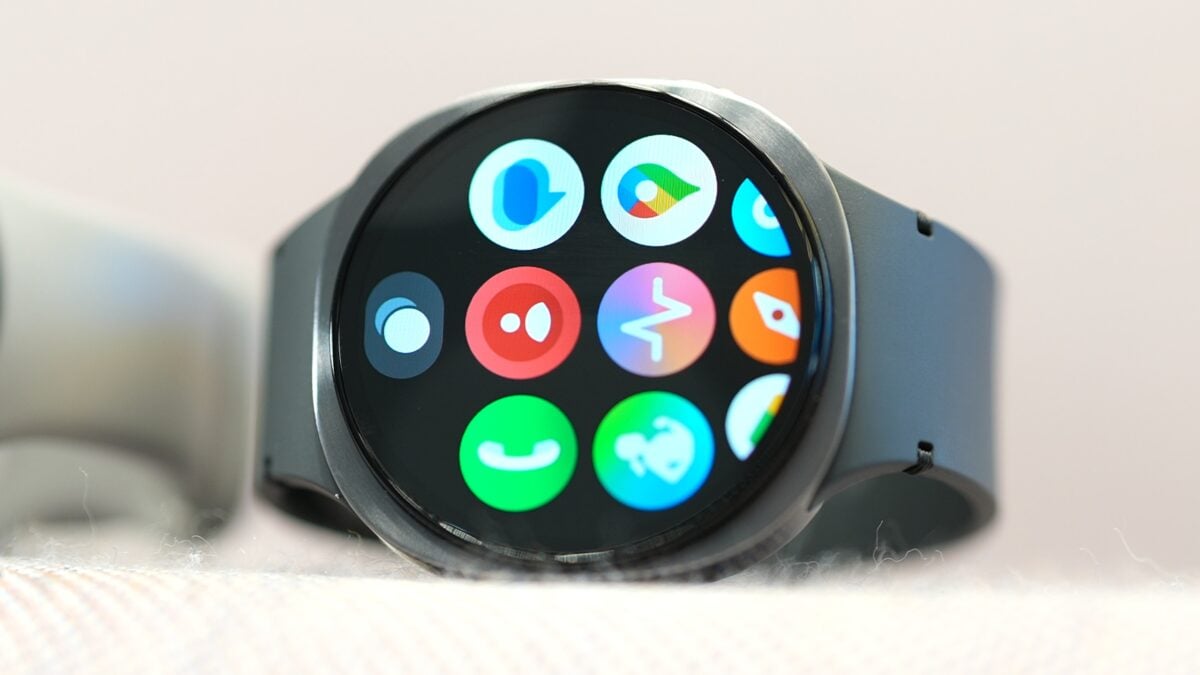 YouTube Music gets a style revamp on Galaxy Watches with Wear OS