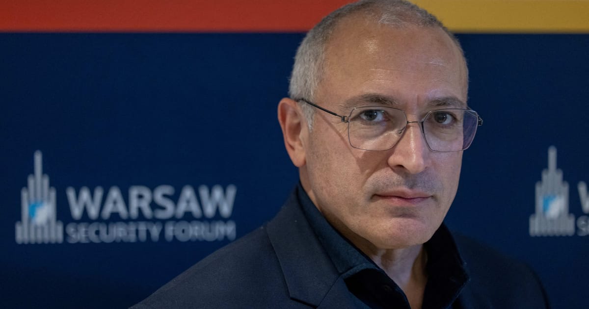 Cold War II is inevitable, gloomy Putin foe warns Europe – POLITICO