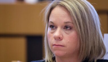 Right-wing lawmakers to sue Parliament over blocked corruption inquiry – POLITICO