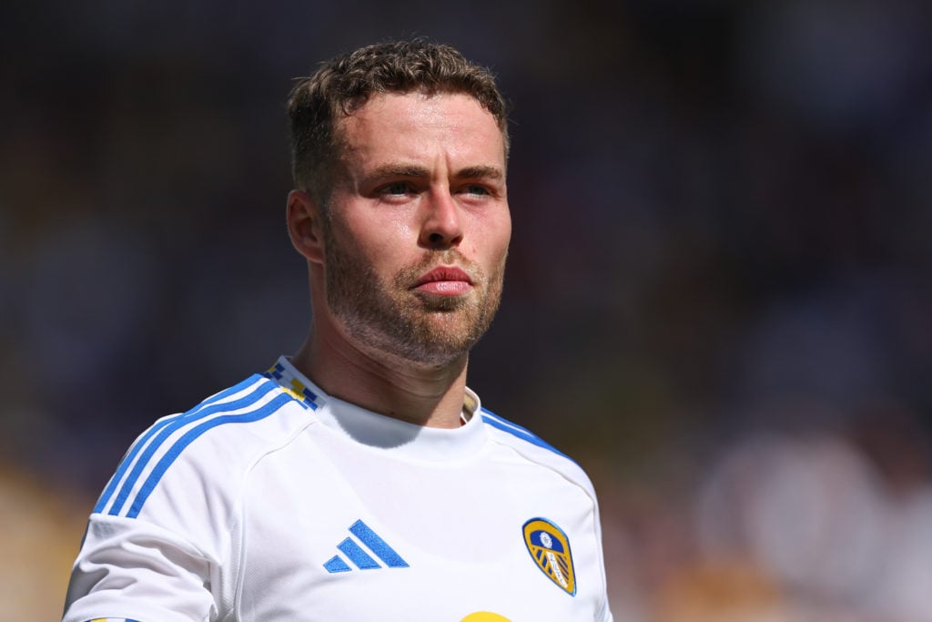 Gabriel Gudmundsson in action for Leeds.