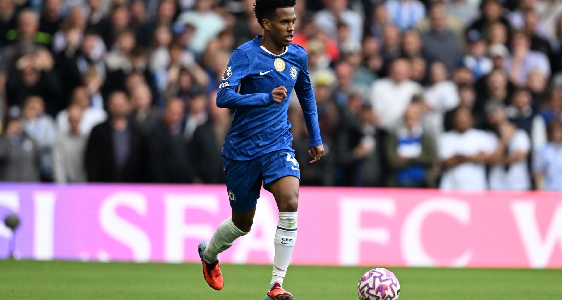 Jody Morris explains what makes Estevao Willian so unique compared to other South American forwards