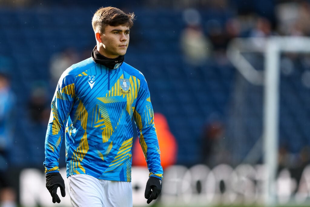 Manchester United defender Harry Amass warms up during the Sky Bet Championship match between West Bromwich Albion and Sheffield Wednesday at The Hawthorns in West Bromwich in 2025.
