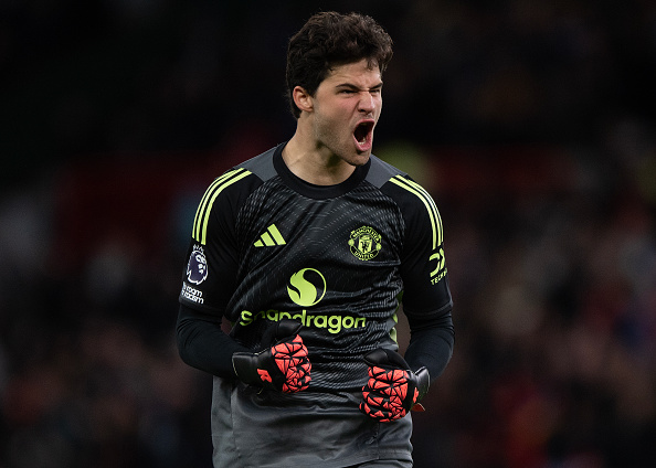 Manchester United v Brighton & Hove Albion - Premier League