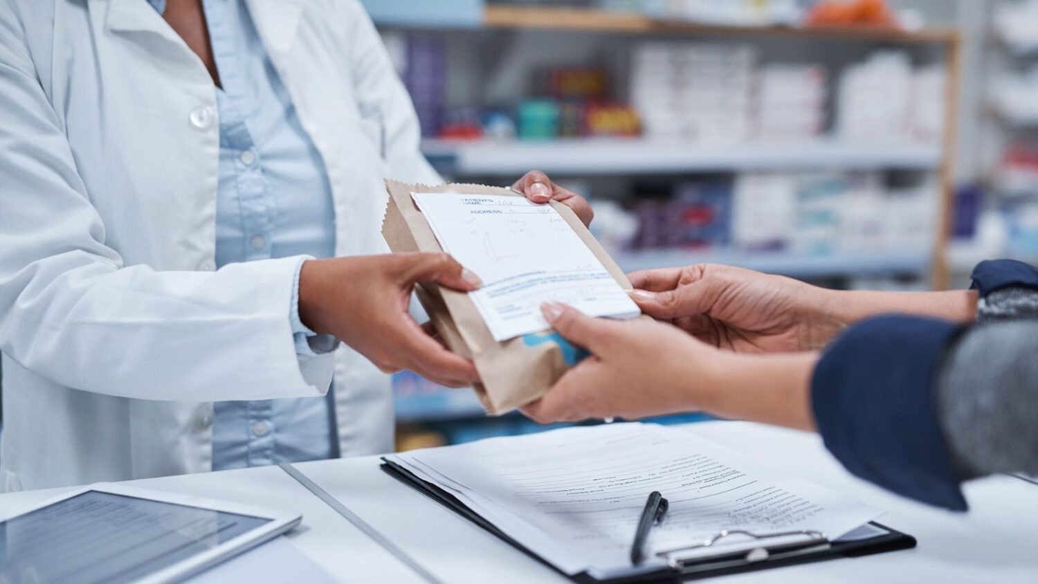 ArrayRx Discount Card launches in Arizona on Nov. 3, 2025...