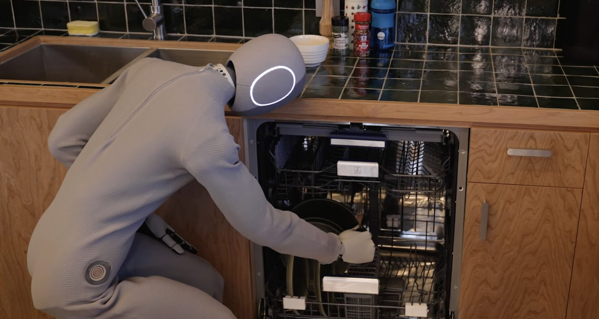 Humanoid home robot tested: 1X Neo can vacuum, but it can't crack a walnut