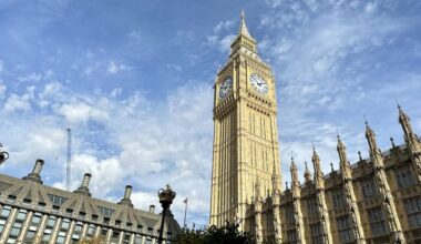 Chancellor's drive to cut NHS waiting times with rollout of 250 Neighbourhood Health Centres