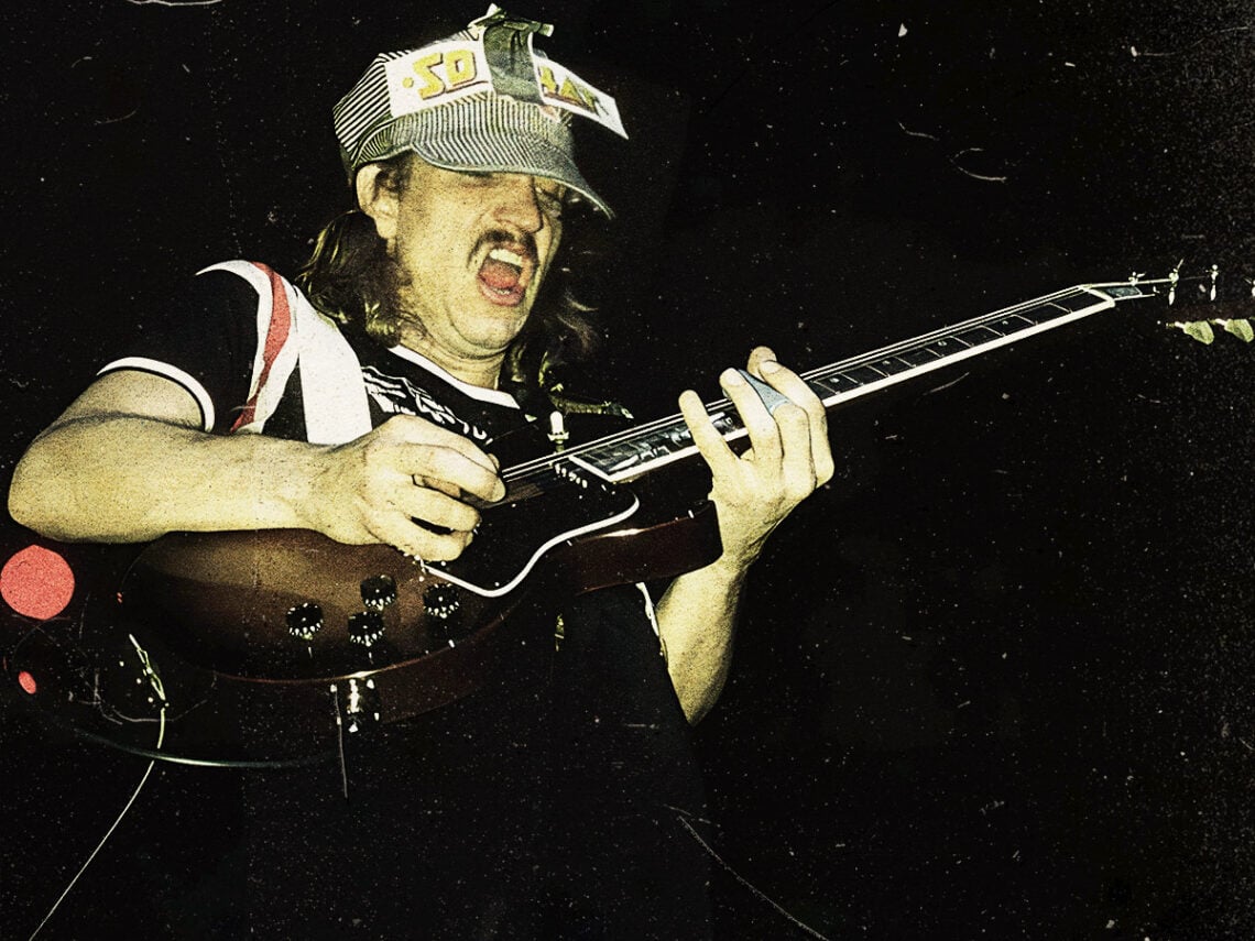 Joe Walsh - The Eagles - Guitarist