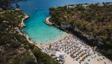 The United Kingdom leads tourist spending in Spain with over € 2.5 billion