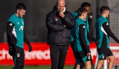 LIVERPOOL, ENGLAND - Tuesday, November 25, 2025: Liverpool's head coach Arne Slot during a training session at the AXA Training Centre ahead of the UEFA Champions League match between Liverpool FC and PSV Eindhoven. (Photo by David Rawcliffe/Propaganda)