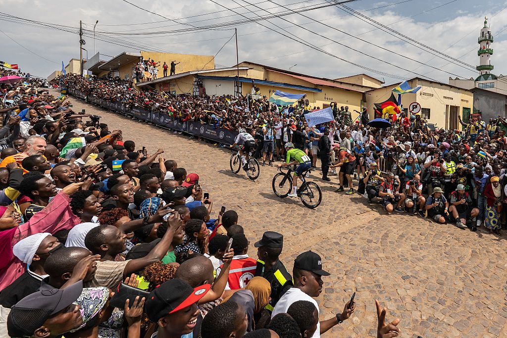 KIGALI, RWANDA - SEPTEMBER 28: (L-R) Isaac Del Toro and Team Mexico and Tadej Pogacar and Team Slovenia climb the steep cobblestone Mur de Kigali (Wall of Kigali) in the breakaway during the 98th UCI Cycling World Championships Kigali 2025, Men Elite Road Race a 267.5km race from Kigali to Kigali on September 28, 2025 in Kigali, Rwanda. (Photo by David Ramos/Getty Images)