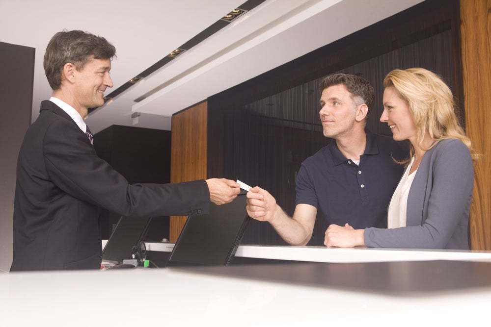 No hotel forms for Germans, no records for hotels