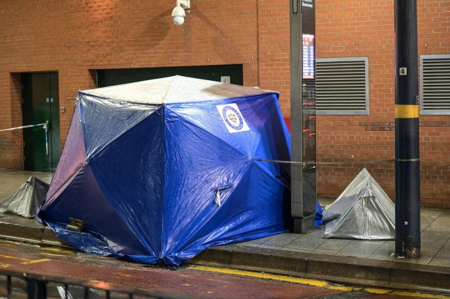 Alamy Live News. 3D426JK Smallbrook Queensway, Birmingham, Nov 8th 2025 - West Midlands Police closed a section of road directly outside Birmingham's Bullring shopping centre and New Street Station after a woman was stabbed in the neck on Friday evening, a man in his 20's has been arrested. Several forensic tents were erected close to a bus stop. Two small silver tents and a large blue evidential tent were placed on the pavement around a small cordon that closed the road off. Two police officers remained at the scene throughout the night. West Midlands Police Statement: A man is in custody after a stabbing in Birmingh This is an Alamy Live News image and may not be part of your current Alamy deal . If you are unsure, please contact our sales team to check.