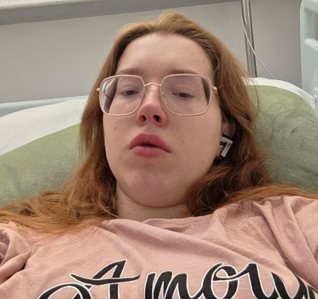 Chelsea Shields in hospital. A young mum says she awoke five days after her dream wedding to find herself partially blind, as a mystery illness started shutting down her body.Chelsea Shields, from Doncaster, South Yorks., is just 28-years-old - but says she feels more like 90 as she battles a condition called Functional Neurological Disorder (FND).Her nightmare began in August when she woke up unable to see out of her right eye - just days after tying the knot with husband Connor.Doctors feared she may have multiple sclerosis (MS) as her vision quickly deteriorated further, including in the other eye. Photo released 11/11/2025