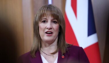 Pensioners and more workers to ‘pay tax by 2027 due to freeze on tax thresholds’