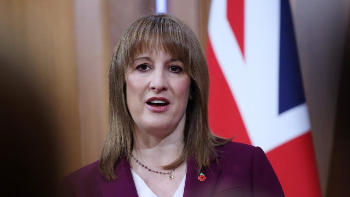 Pensioners and more workers to ‘pay tax by 2027 due to freeze on tax thresholds’