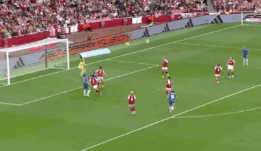 Alyssa Thompson scores golazo in London showdown