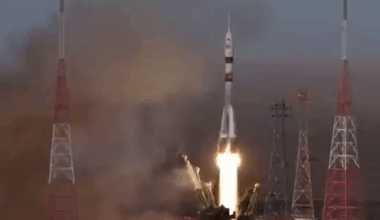 Russia accidentally destroys its only way of sending astronauts to space