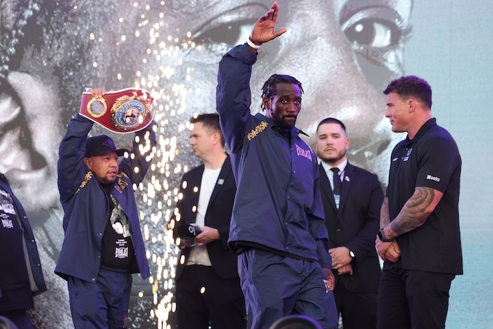 Of fists and feasts: Giving thanks to boxing