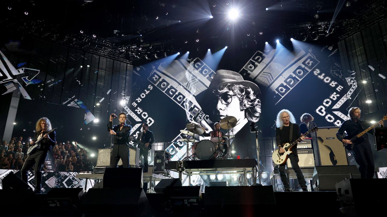 Watch the Killers Pay Tribute to Warren Zevon at the Rock & Roll Hall of Fame 2025 Induction Ceremony