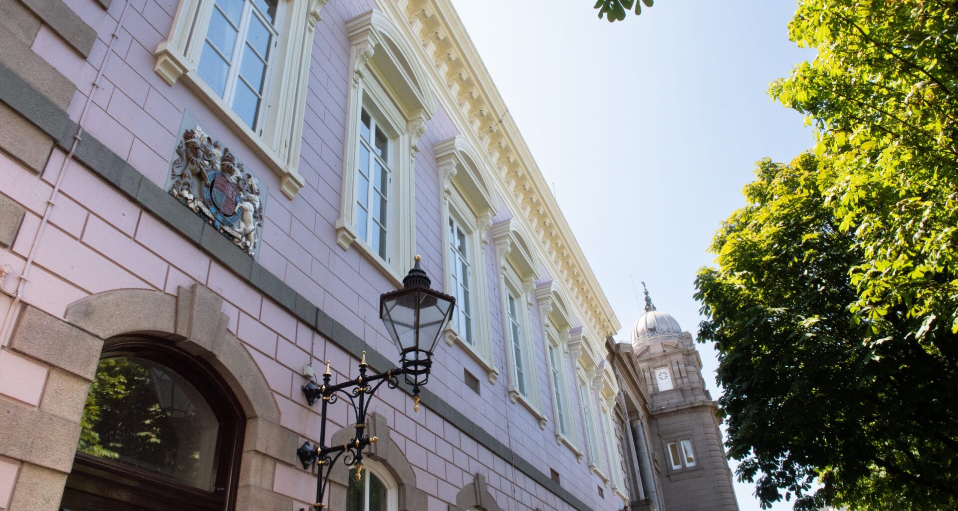 International cricketer jailed after robbing woman of her phone in violent attack