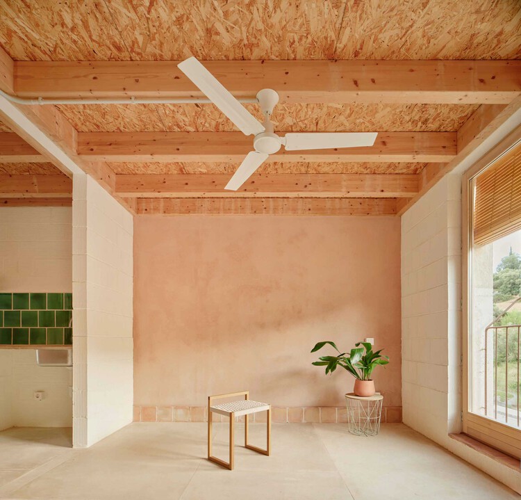 Ses Veles Housing / Alventosa Morell Arquitectes  + Joan Josep Fortuny Giró - Interior Photography, Wood, Beam
