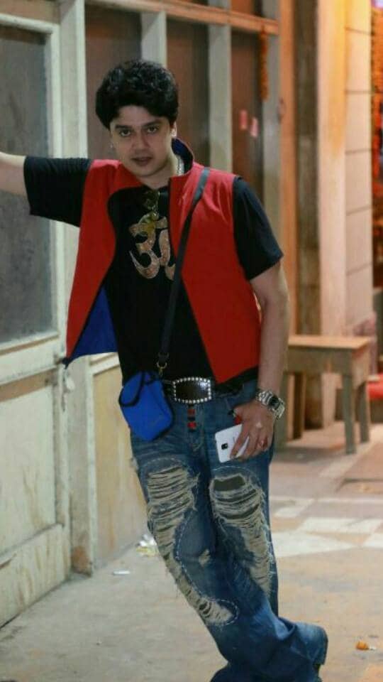 He tried making a comeback with films like Naughty @ 40 and Chaar Din Ki Chandni, but they didn’t click at the box office.