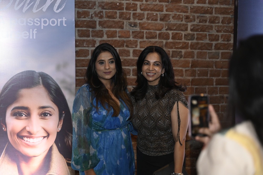 Women Travelers to Spain A Passport to Yourself (3)