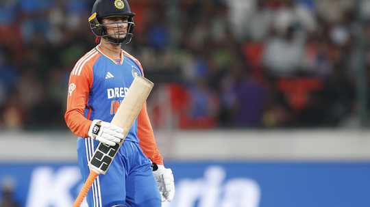 abhishek-hit-16-sixes-in-his-innings