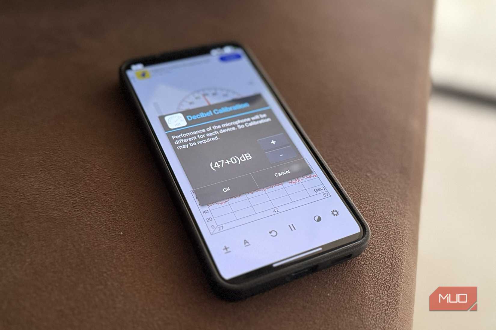 Android phone showing sound meter app