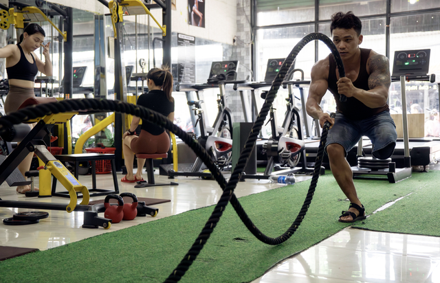 One leg, unbreakable will: Vietnamese bodybuilder redefines strength
- Ảnh 1. One leg, unbreakable will: Vietnamese bodybuilder redefines strength
- Ảnh 1.