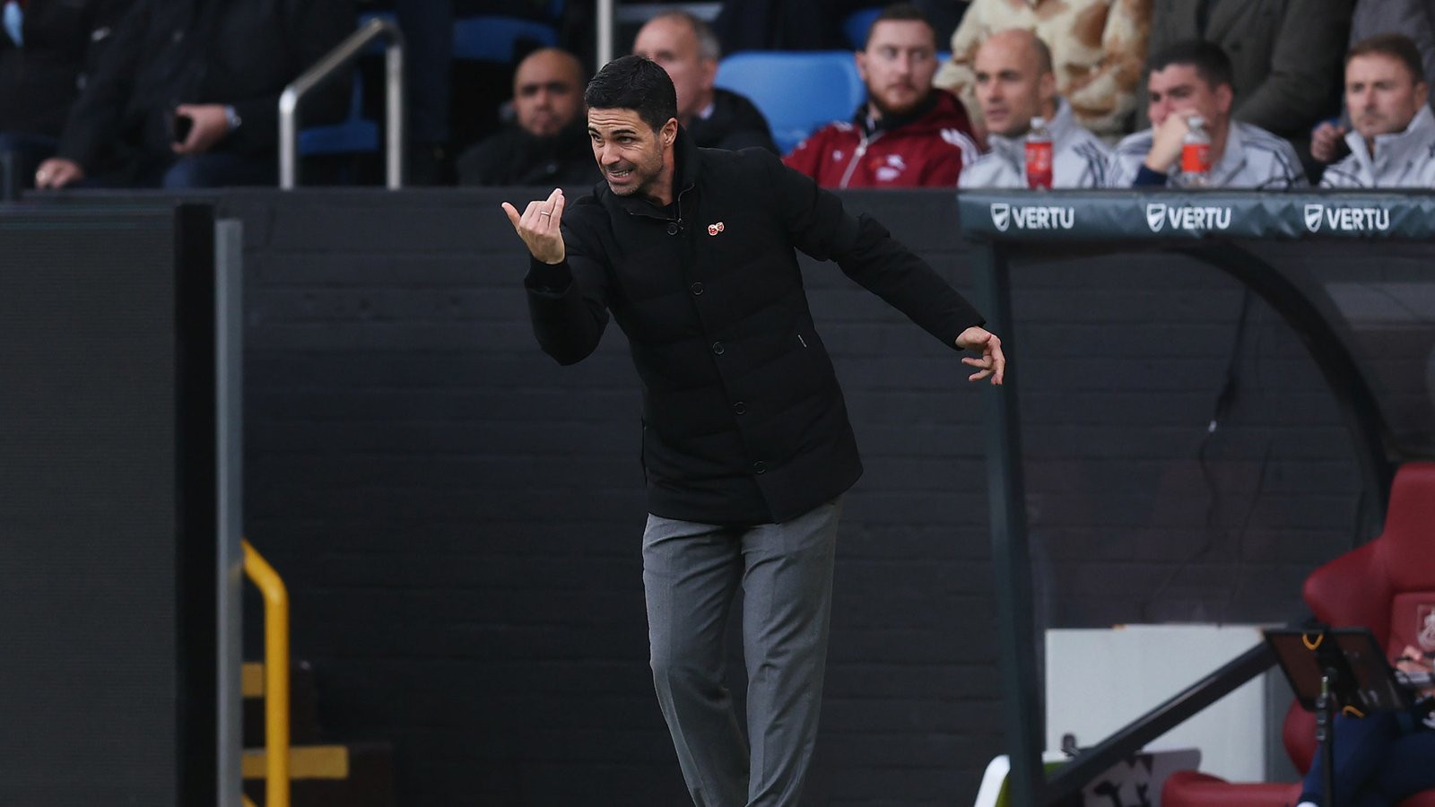 Bench Cam: The best of Arteta from Burnley win | Video | News