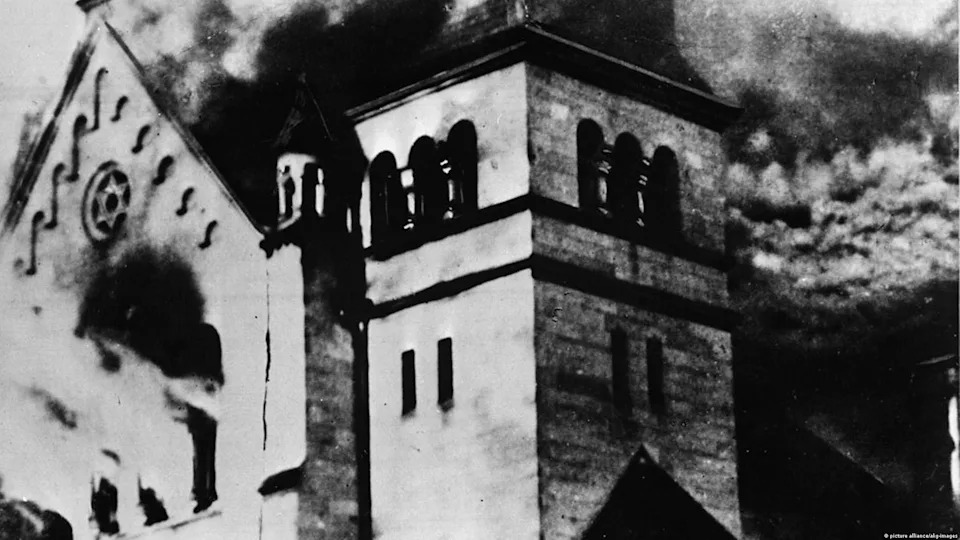 What's behind the name? - The street violence against German Jews is known by a variety of names. Berliners called it Kristallnacht, from which the English "Night of Broken Glass" is derived. It recalls the shards of shattered glass from the windows of synagogues, homes and Jewish-owned businesses. Nowadays, in German, it's also common to speak of the "pogrom night" or the "November pogroms."<span class="copyright">picture alliance/akg-images</span>