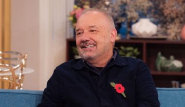 Bob Mortimer reveals Alan Carr's major "problem" on Last One Laughing season 2