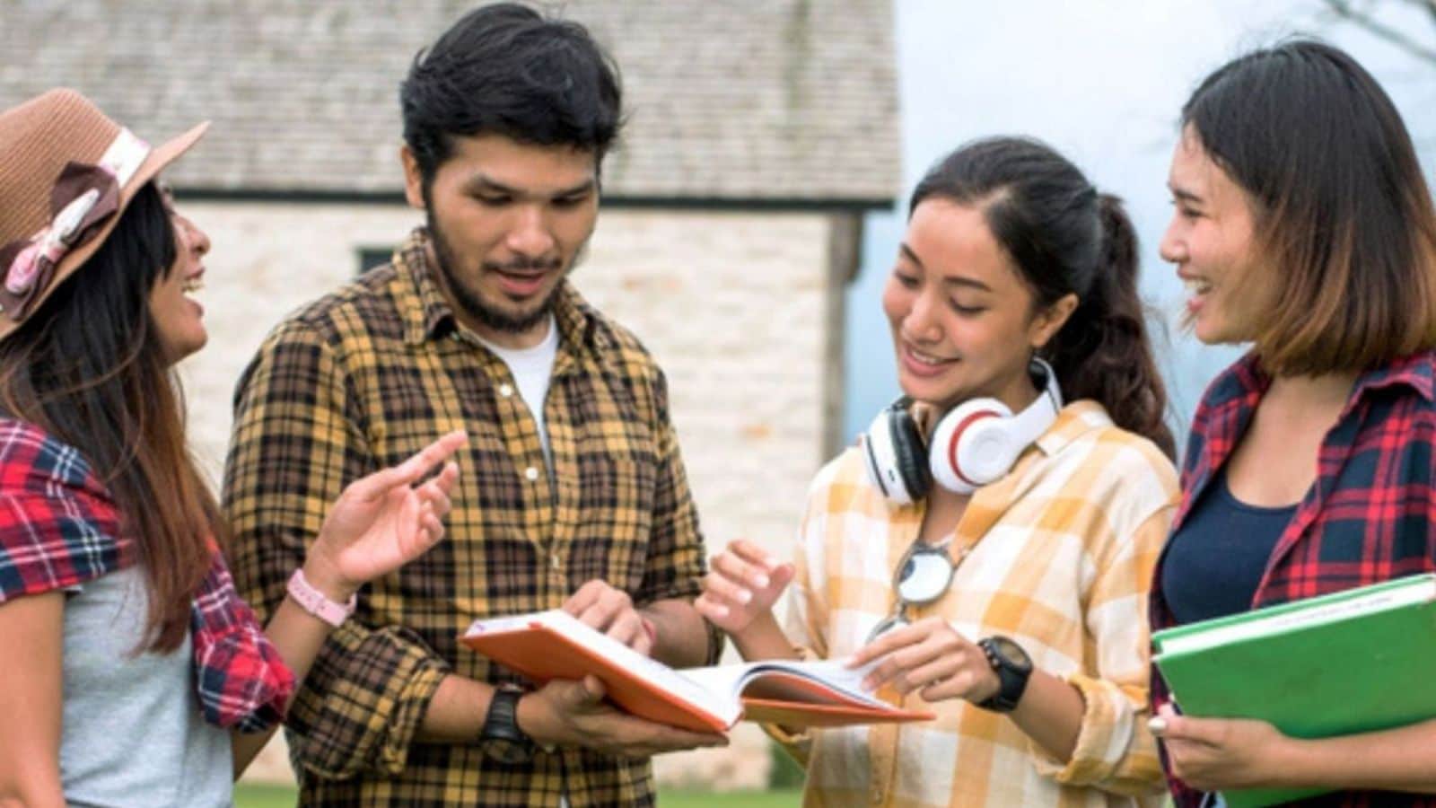 Management consulting is one of the most popular career choices after qualifying CAT. Professionals in this field work with organisations to identify problems, design strategies, and improve performance. Top consulting firms such as McKinsey, BCG, Deloitte, and PwC hire MBA graduates for roles that require analytical thinking and leadership.