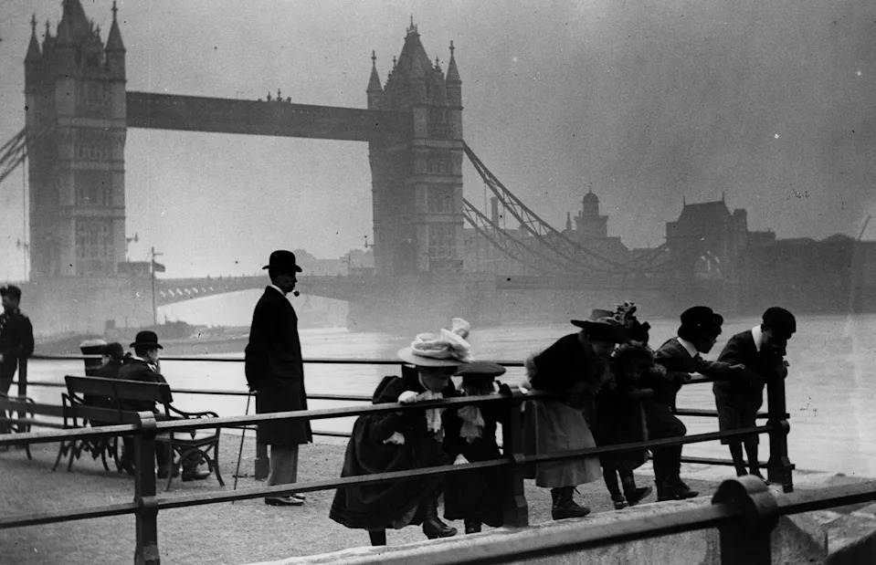 <p>F J Mortimer/Hulton Archive/Getty Images</p>