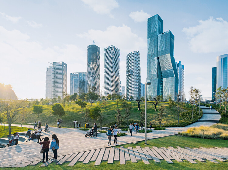 Designing for Tomorrow: Nature-Positive Solutions in Urban Environments - Image 3 of 3