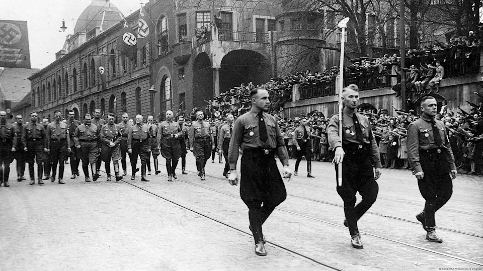 A Nazi march was held on November 9, 1938, to mark the 15th anniversary of the coup<span class="copyright">Scherl/SZ Photo/picture alliance</span>