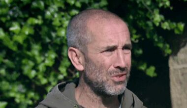 Emmerdale links up two surprising characters in devastating scam story